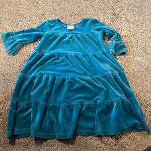 HANNA ANDERSSON Girls Teal Velour Tiered Dress, Sz 120